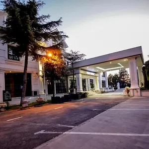 4* Отель Univers